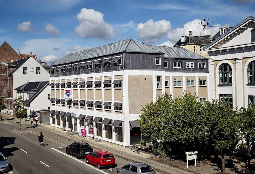 ホテル Cabinn Express