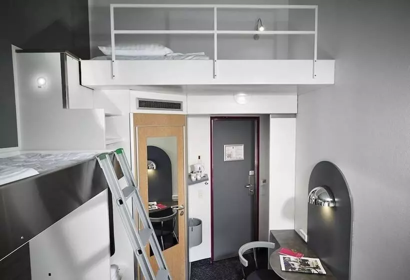 Hotel Cabinn Express