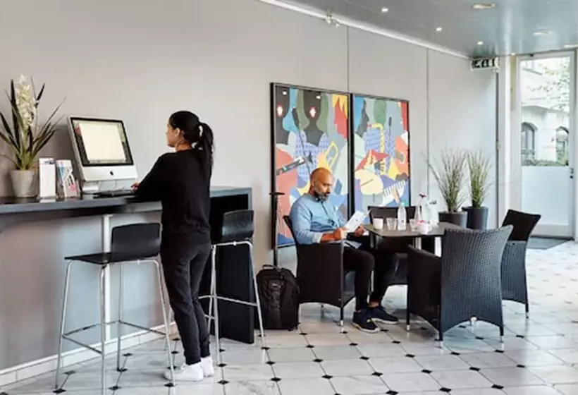 Hotel Cabinn Express