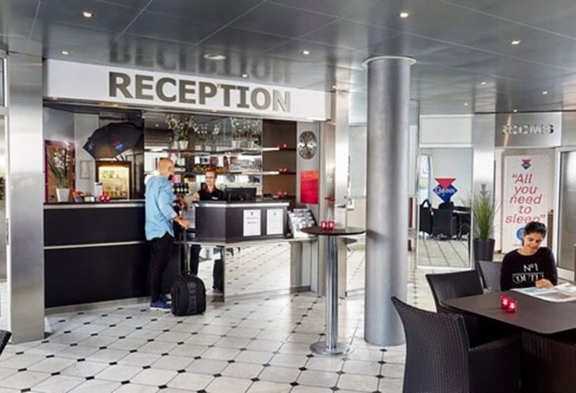 ホテル Cabinn Express