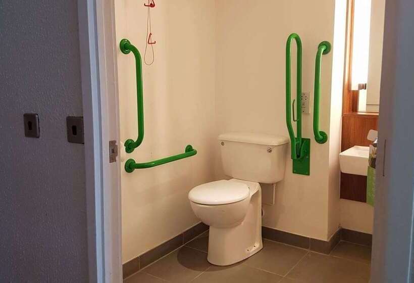 هتل Campanile Bradford