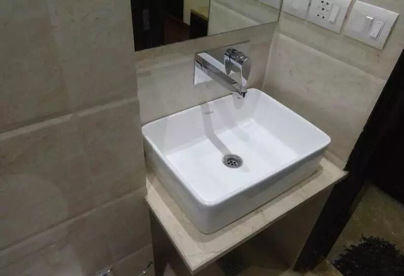 ホテル Chanchal Continental