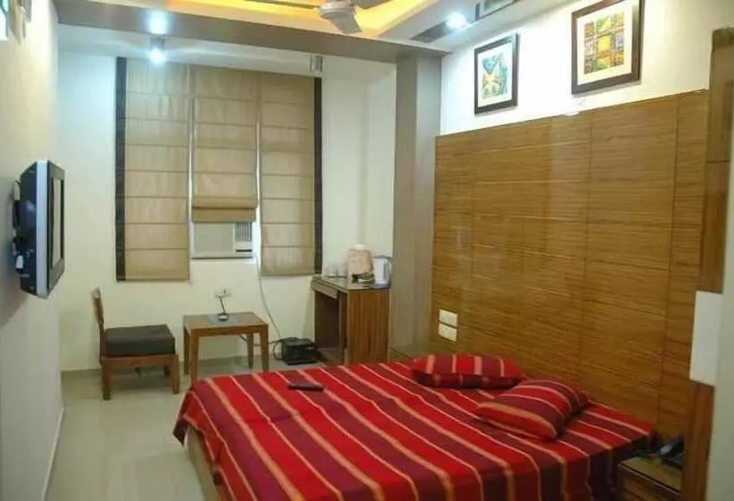 ホテル Chanchal Continental