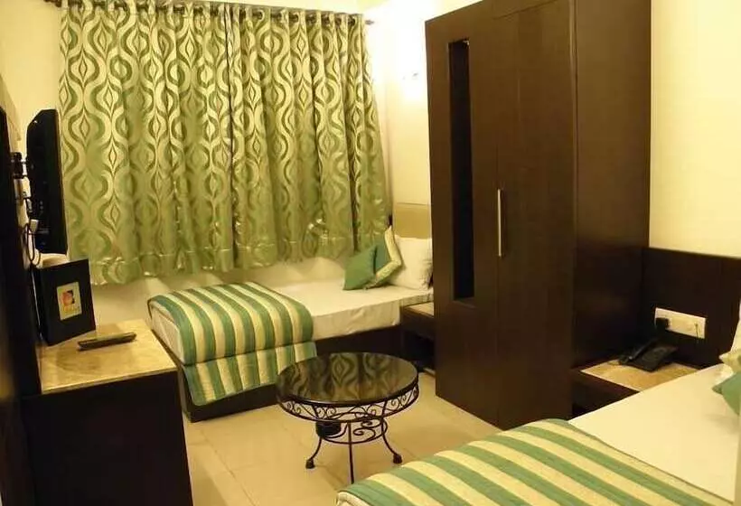 ホテル Chanchal Continental