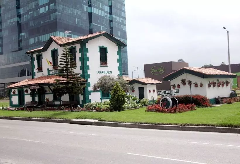 Charlies Place Hotel & Spa