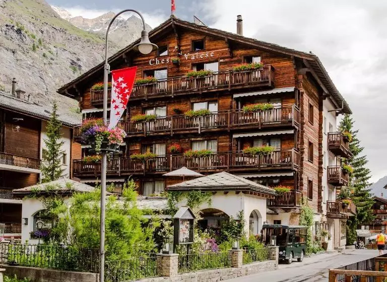 Отель Chesa Valese