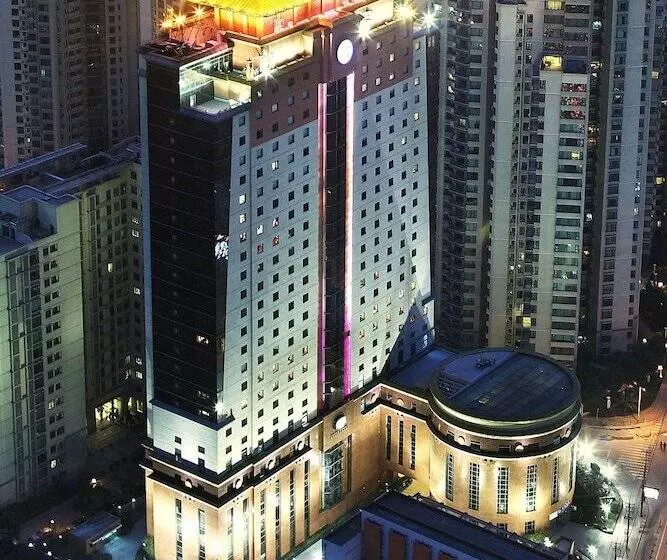 ホテル Courtyard By Marriott Shanghai Xujiahui