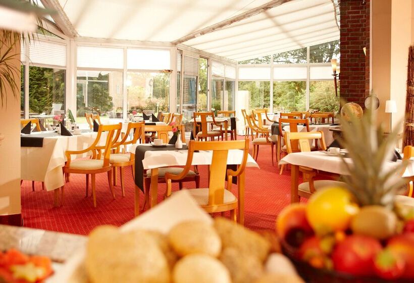 בית מלון כפרי Dänischer Hof Altenholz By Tulip Inn