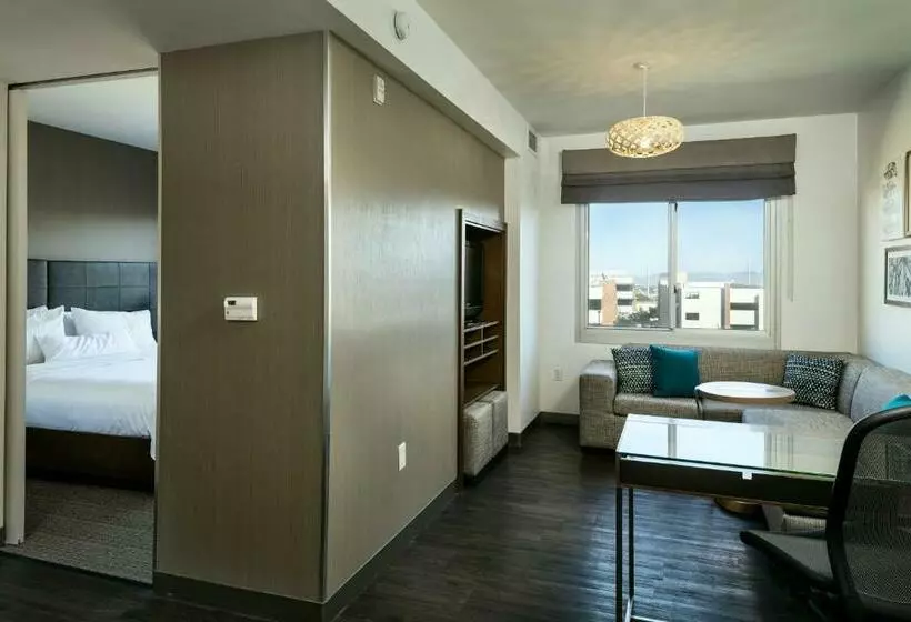 Hotel Element Las Vegas Summerlin