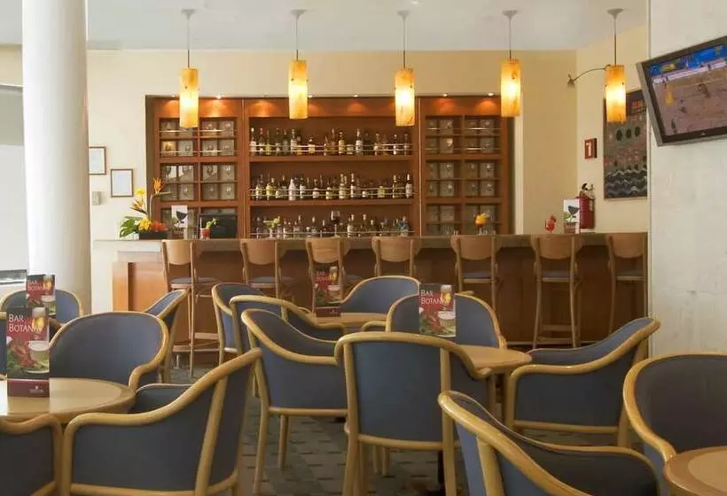 هتل Fiesta Inn Mexicali