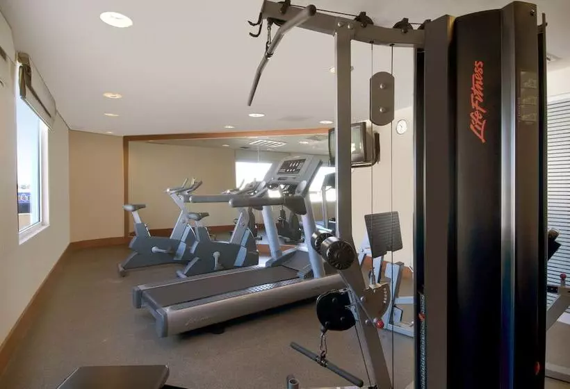 هتل Fiesta Inn Mexicali