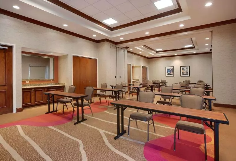 호텔 Hilton Garden Inn Chicago/midway Airport