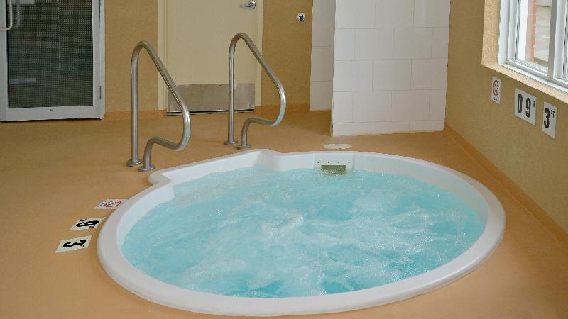 Holiday Inn Express Hotel & Suites Edson, An Ihg