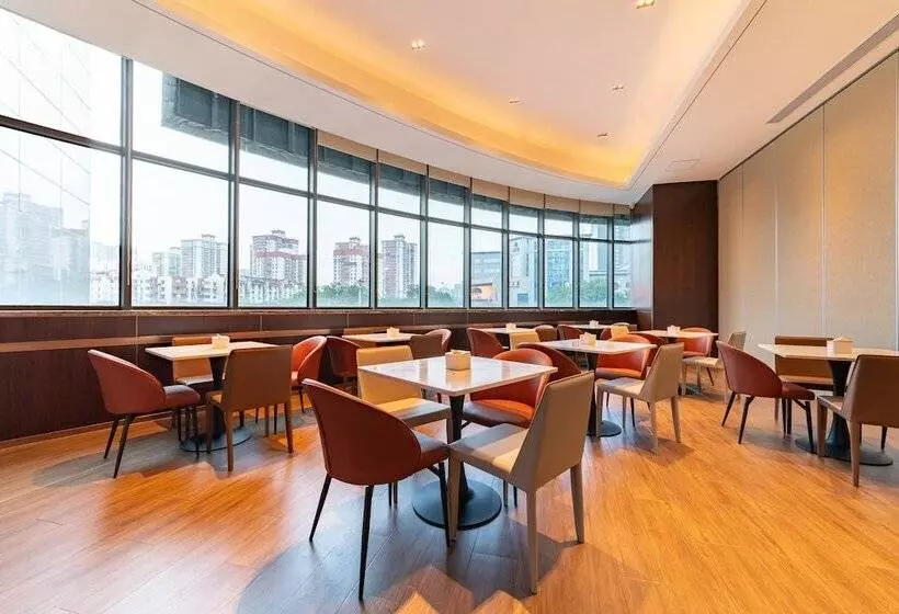 Hotelli Holiday Inn Express Beijing Huacai, An Ihg