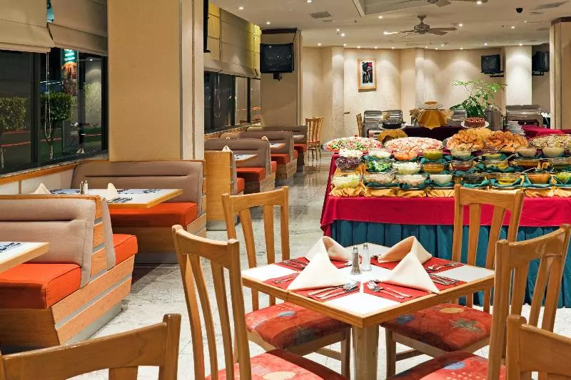 هتل Holiday Inn Mexico Coyoacan