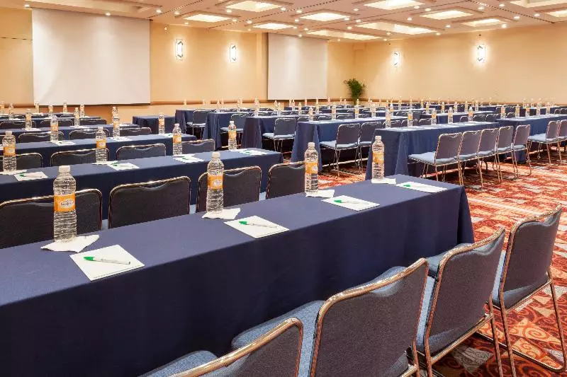 هتل Holiday Inn Mexico Coyoacan