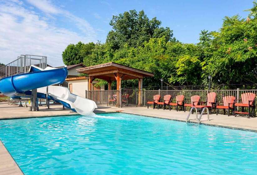 فندق Howard Johnson By Wyndham Pigeon Forge