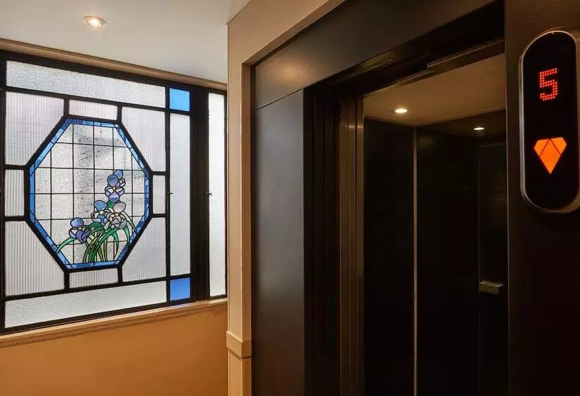 ホテル Raspail Montparnasse