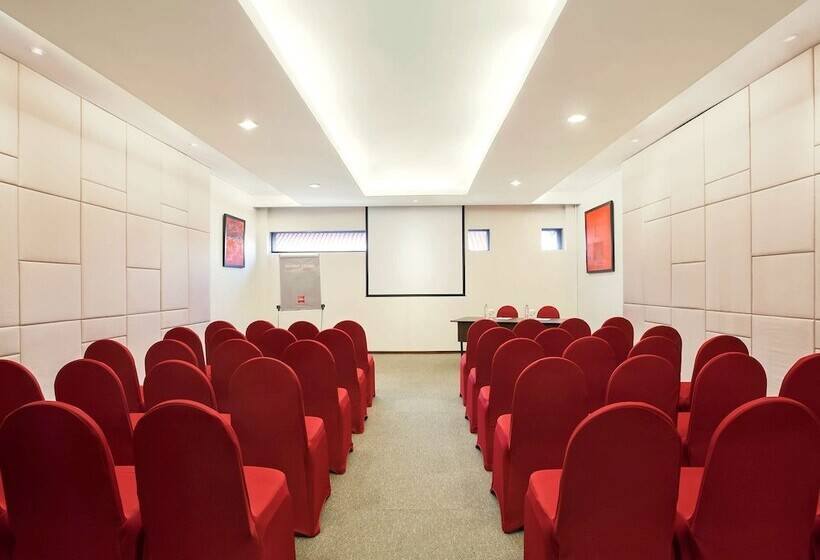 Hotel Ibis Styles Solo