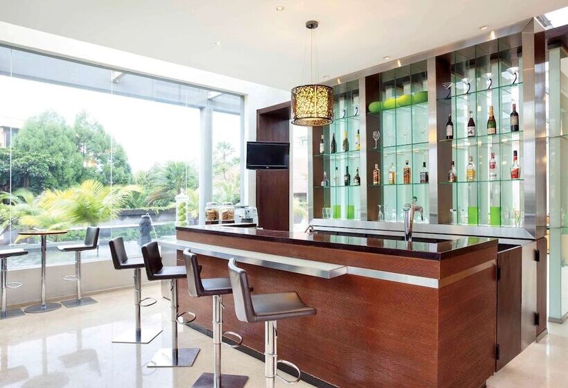 Hotel Ibis Styles Solo