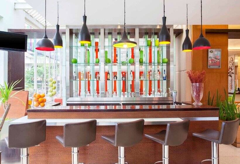 Hotel Ibis Styles Solo