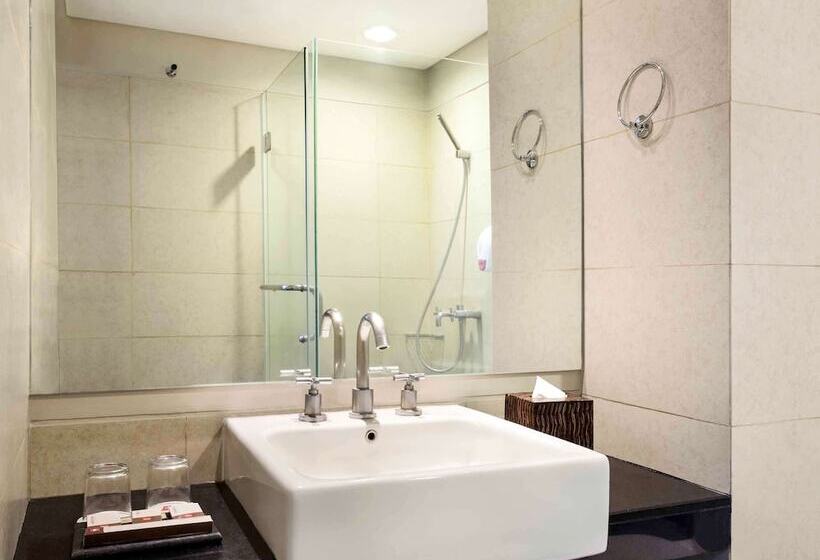 Hotel Ibis Styles Solo