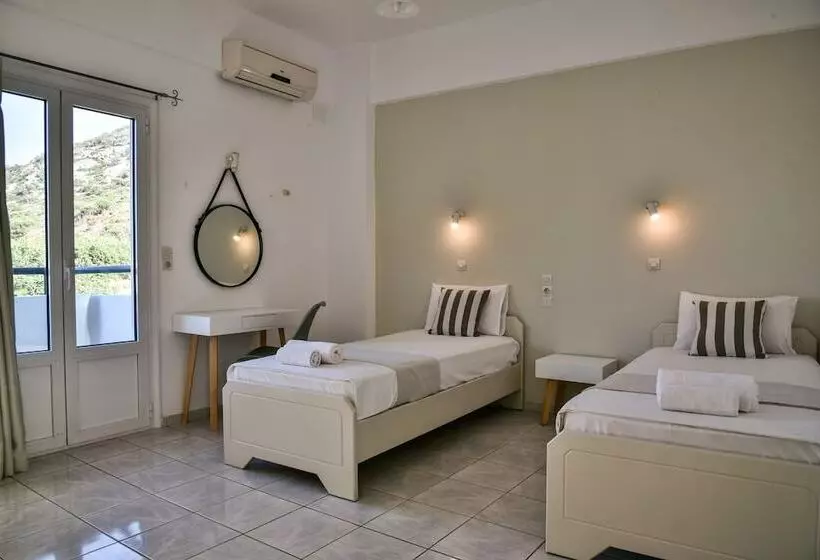 Hotel Iraklis Studios & Apartments