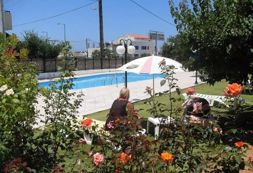 Hotel Iraklis Studios & Apartments