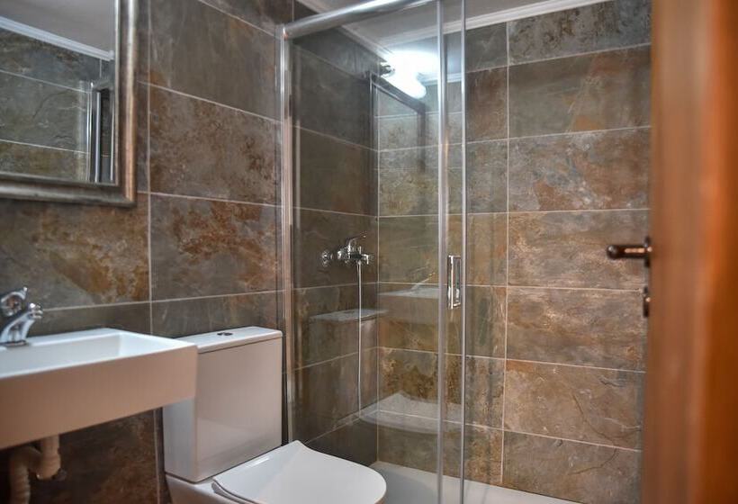 ホテル Iraklis Studios & Apartments