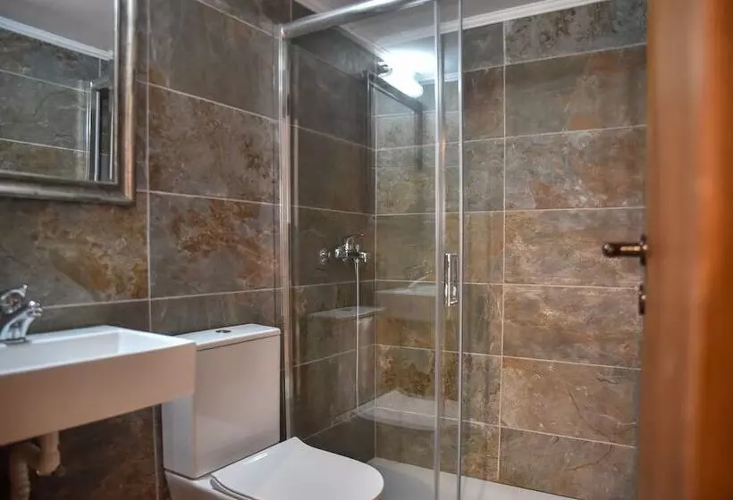 Hotel Iraklis Studios & Apartments