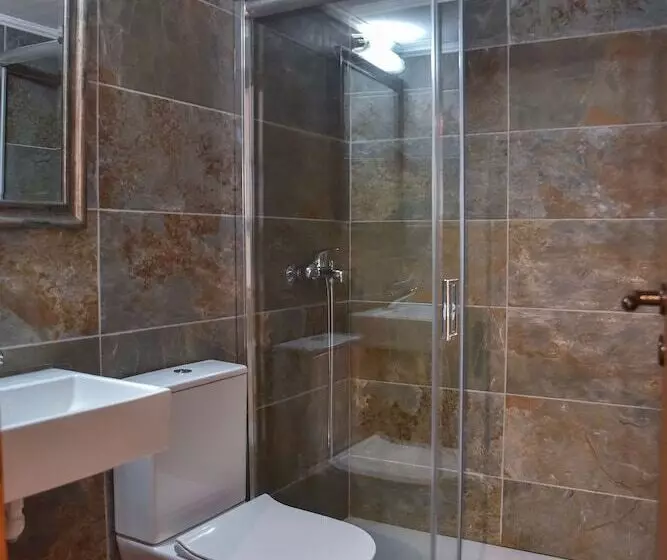 Hotel Iraklis Studios & Apartments