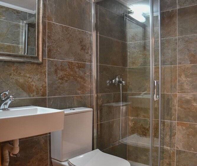 ホテル Iraklis Studios & Apartments