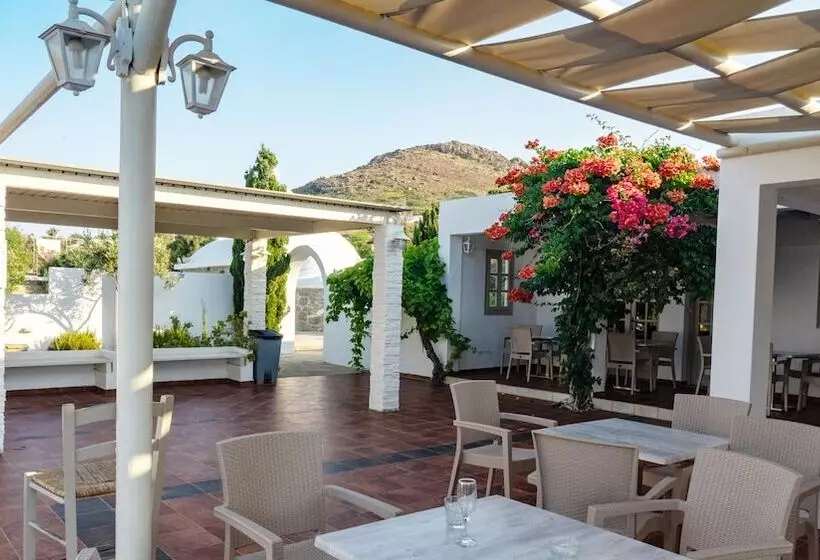 فندق Kavuras Village