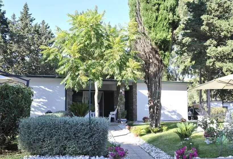 Отель La Serra Resort   Italy Village