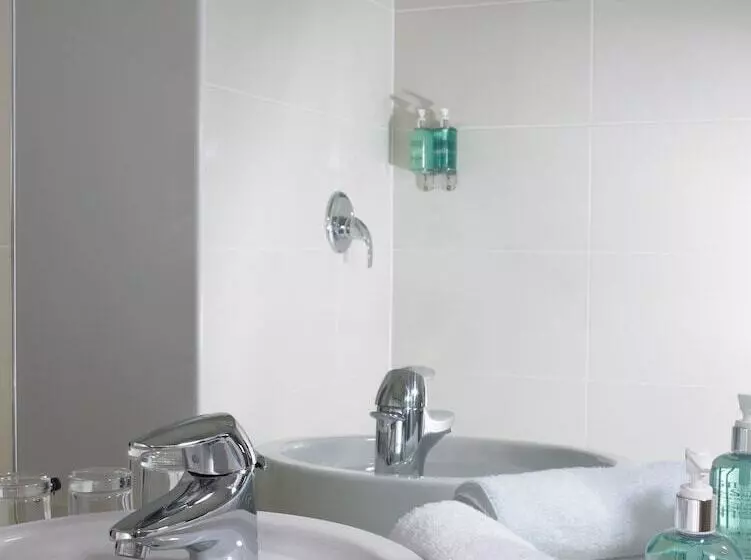 酒店 Leonardo Derby