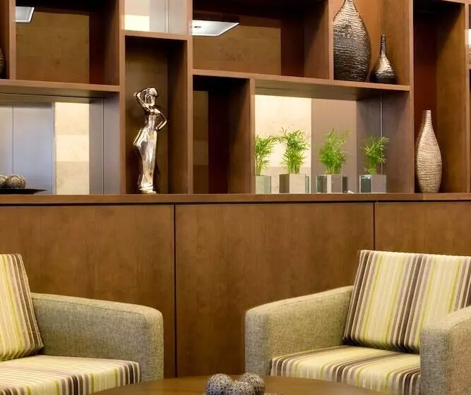 酒店 Leonardo Derby