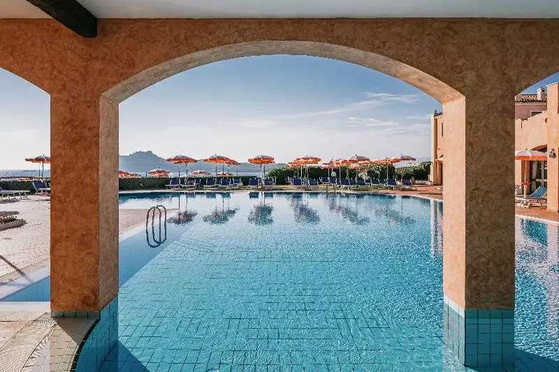 فندق Mangia S Santa Teresa Sardinia, Curio Collection By Hilton