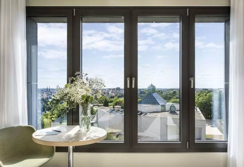 هتل Melia Luxembourg