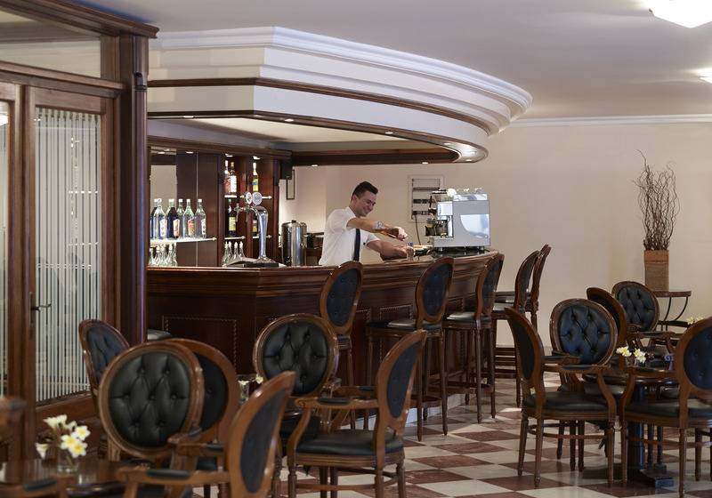 هتل Mitsis Petit Palais