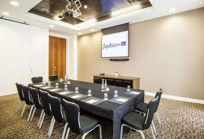 Radisson Blu Hotel, Cardiff