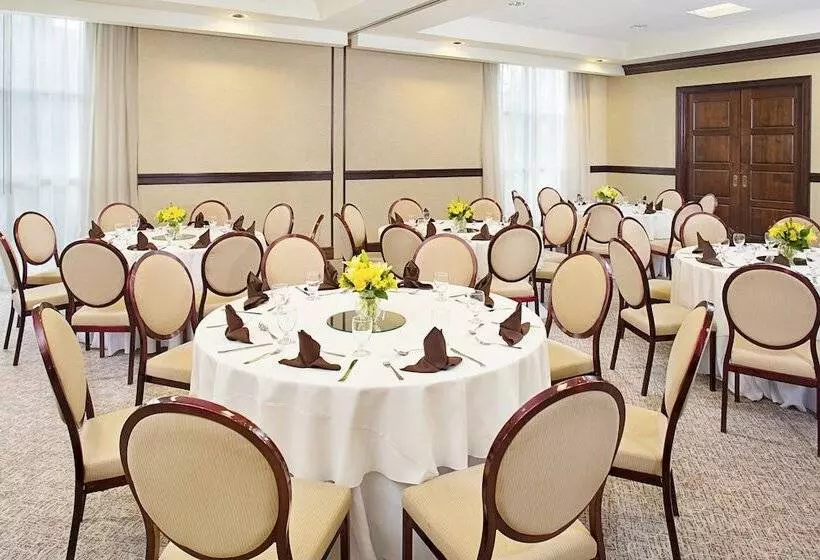 호텔 Sheraton Rockville