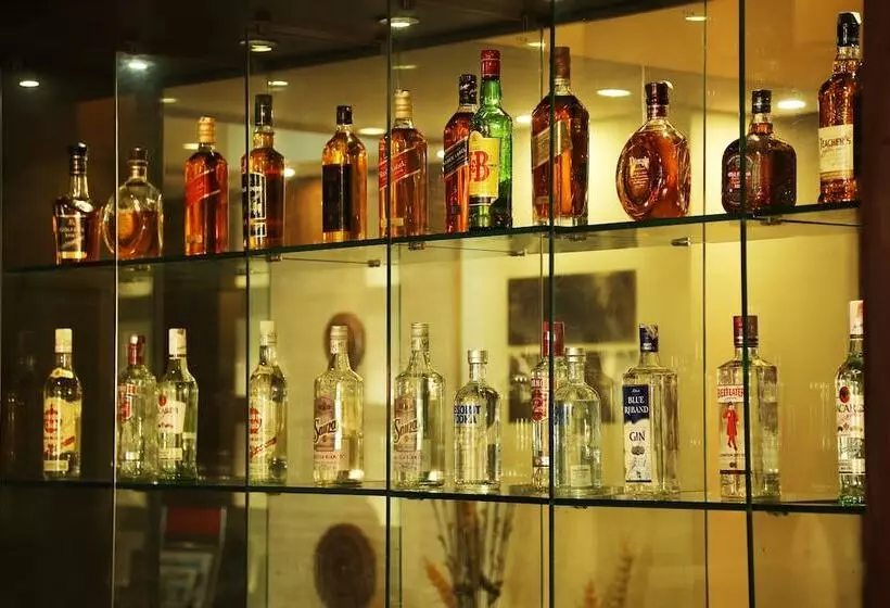 酒店 The Acura Bmk