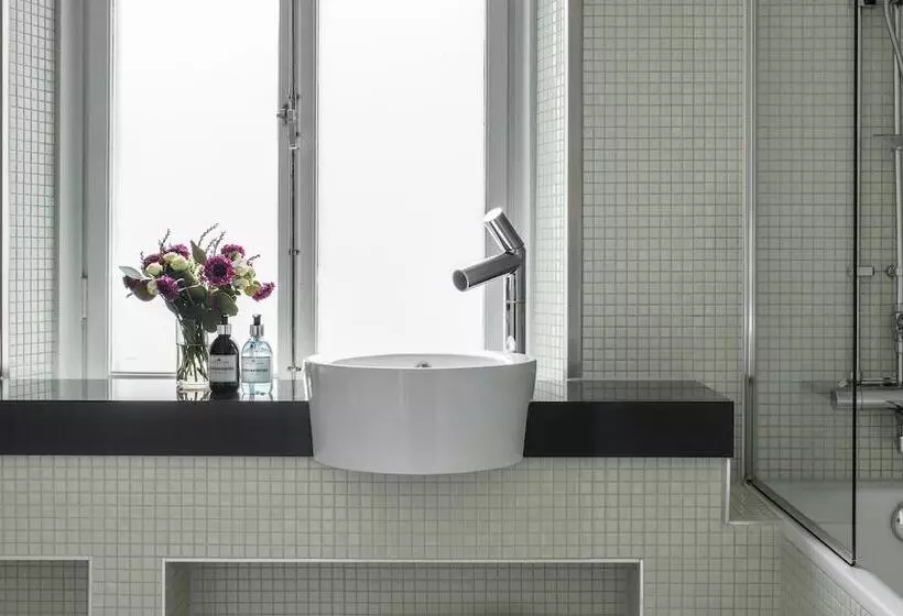 ホテル The Sparrow