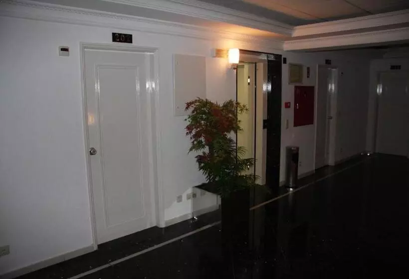 فندق Turismo Miranda