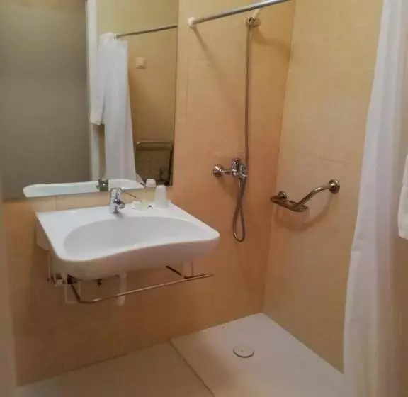 فندق Turismo Miranda