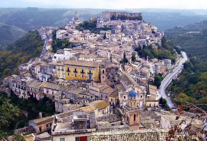 هتل Vittorio Veneto