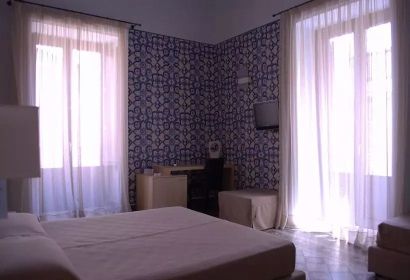 هتل Vittorio Veneto