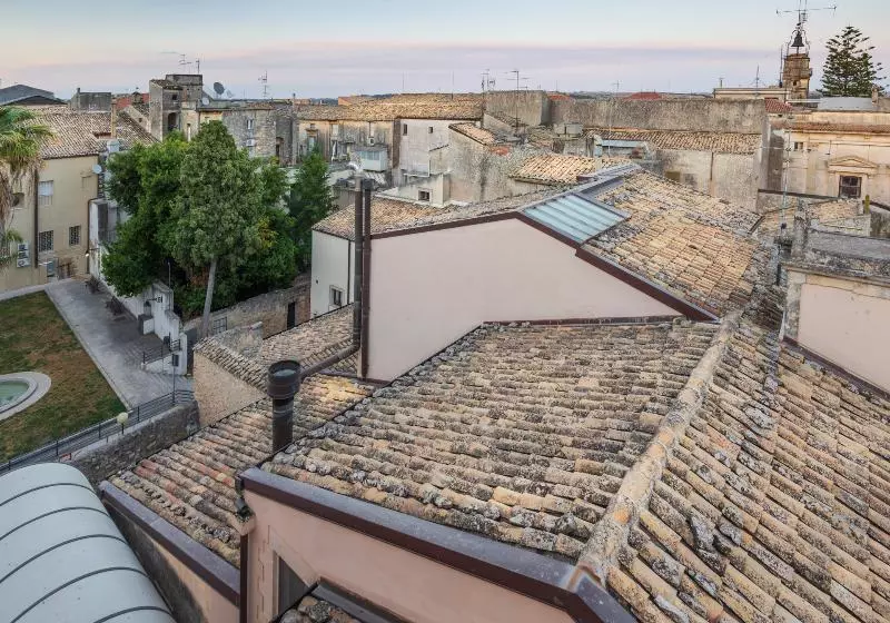 هتل Vittorio Veneto