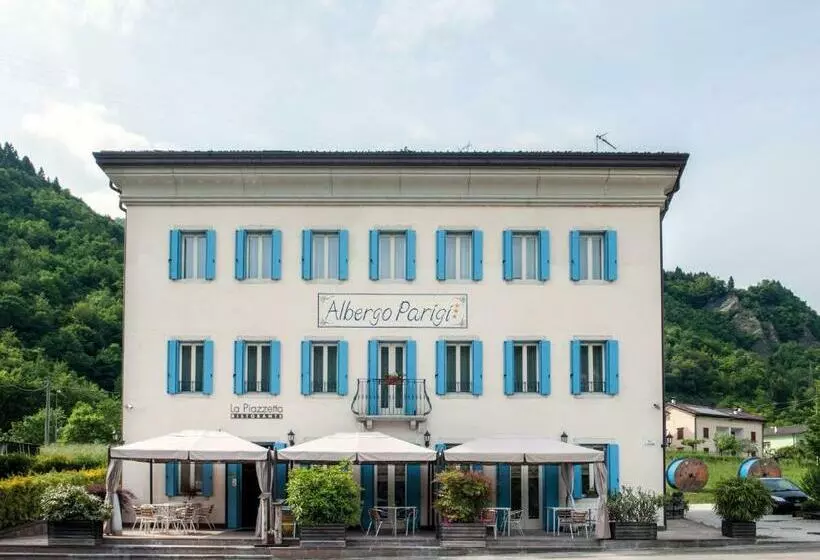 Hotelli Albergo Parigi