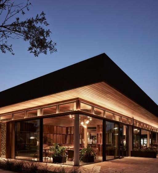 בית מלון כפרי The Olivar Suites